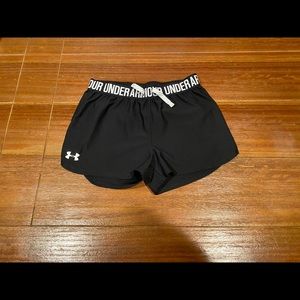 Under Armor Youth Large compression shorts